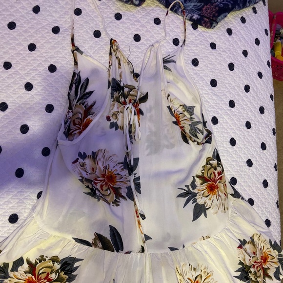 Shein tank top - Picture 2 of 2